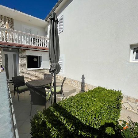 Guest House Micin Vodice Exterior photo